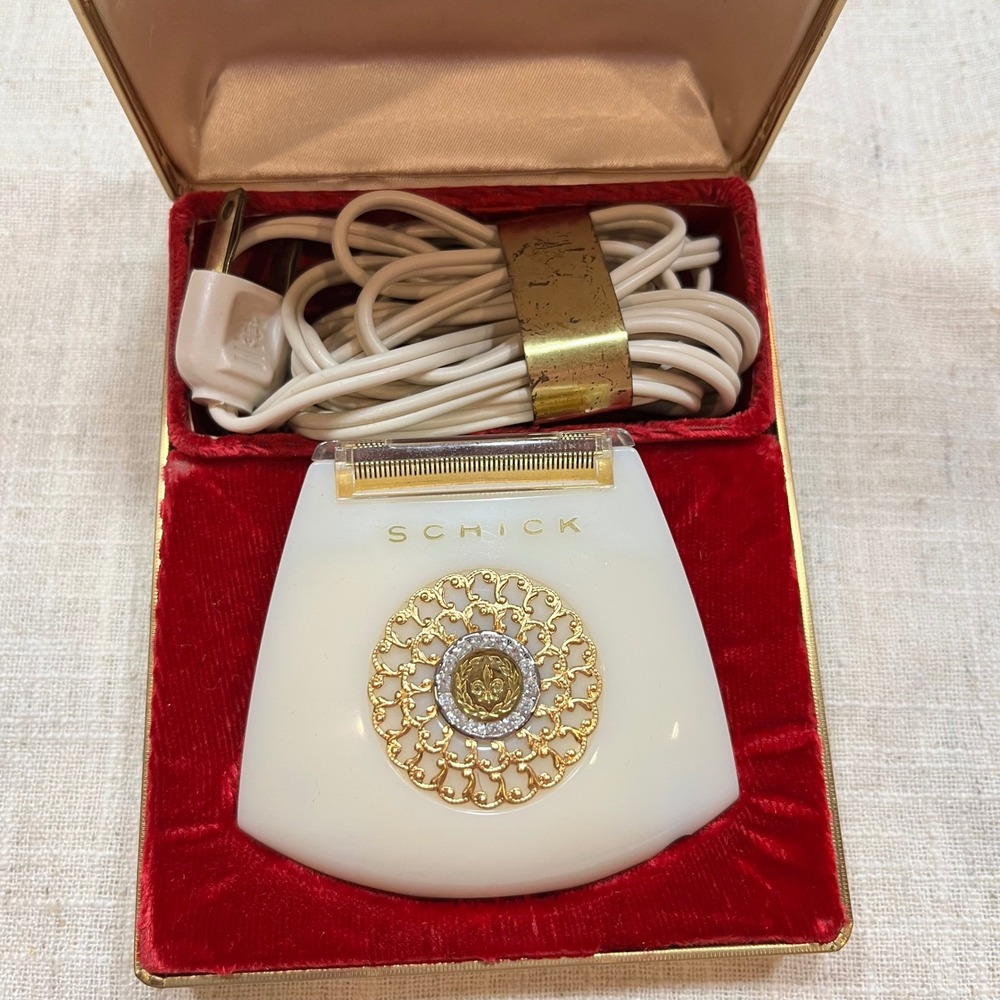 Vintage Schick‎ The Crown Jewel Electric Razor Shaver Model 700 w Case